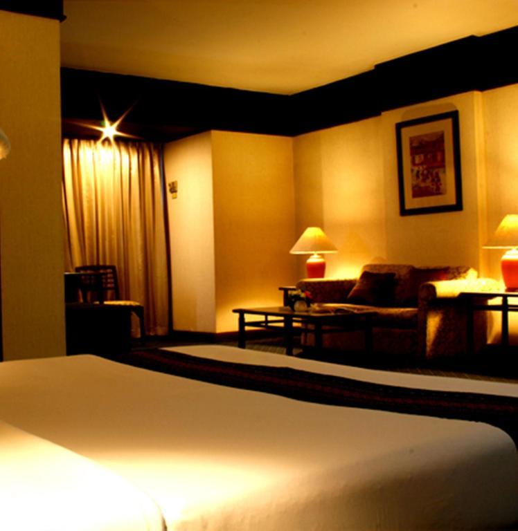 Thapaeplacehotel チエンマイ 部屋 写真